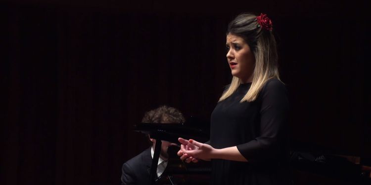 Guildhall singer performs in Songs at Six with piano accompanist