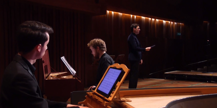 A pianist and conductor