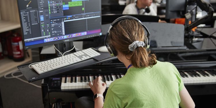 Music Production Logic Pro Beginners