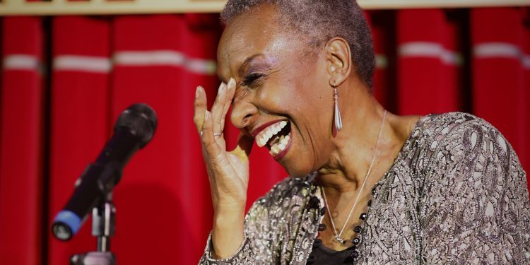 Elaine Delmar (c) Bob Barkany