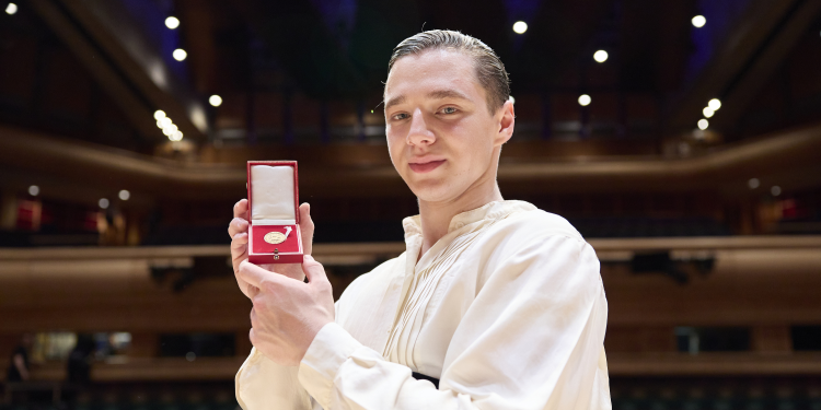 Gold Medal 2024 winner Strahinja Mitrović crop