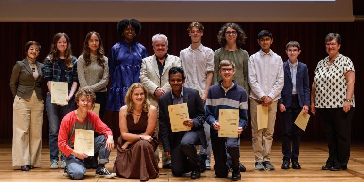 Finalists of RELEASE 2024 with the judges