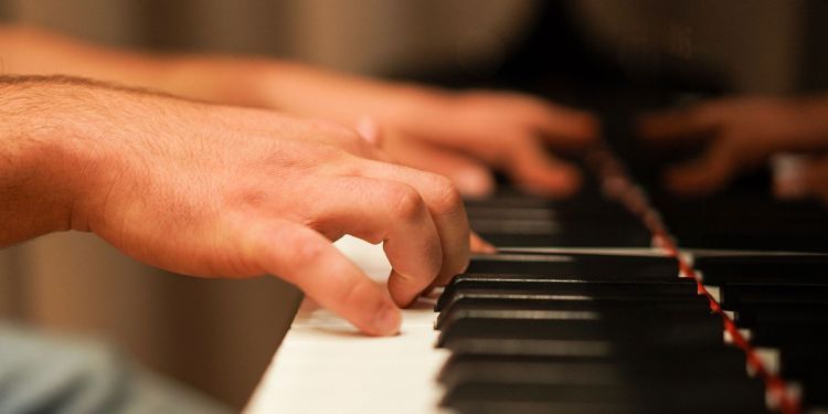 Short Courses - Summer Schools 2022 - Advanced Music Theory: Grade 7 - Participant Hands on Piano (Dave Buttle)