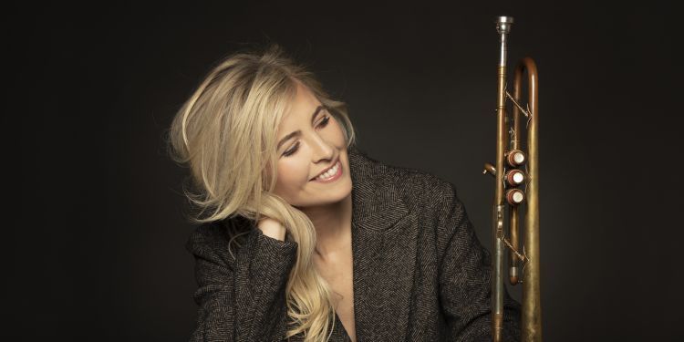 Alison Balsom with trumpet