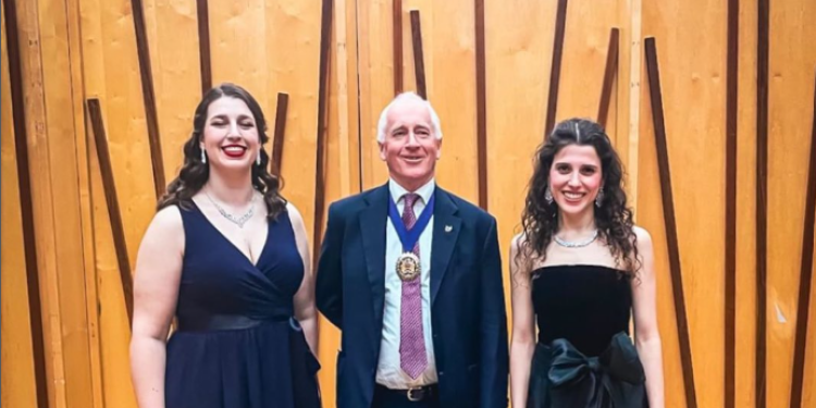 Mariana Fernandes who was awarded the annual Chartered Surveyors Vocal Prize 2024 alongside her duo partner, and mezzo-soprano Louise Stuart-Smith, who received the Audience Prize.