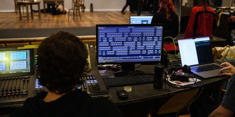 Tech rehearsal on The Welkin