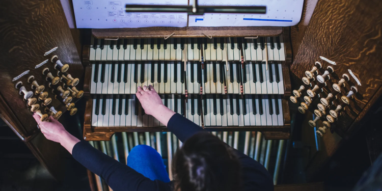 Union chapel organ
