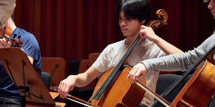 Junior Guildhall student playing cello