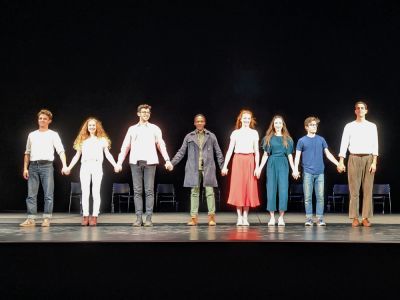 performers taking final bow at show