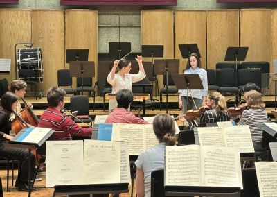 Guildhall students practicing in rehearsal room