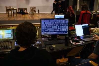 Tech rehearsal on The Welkin